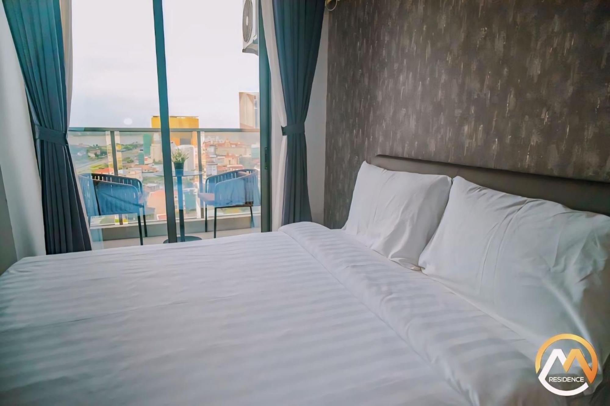 Hotel Serviced Condo Unique Infinity Pool With Mekong River View Phnom Penh Dış mekan fotoğraf