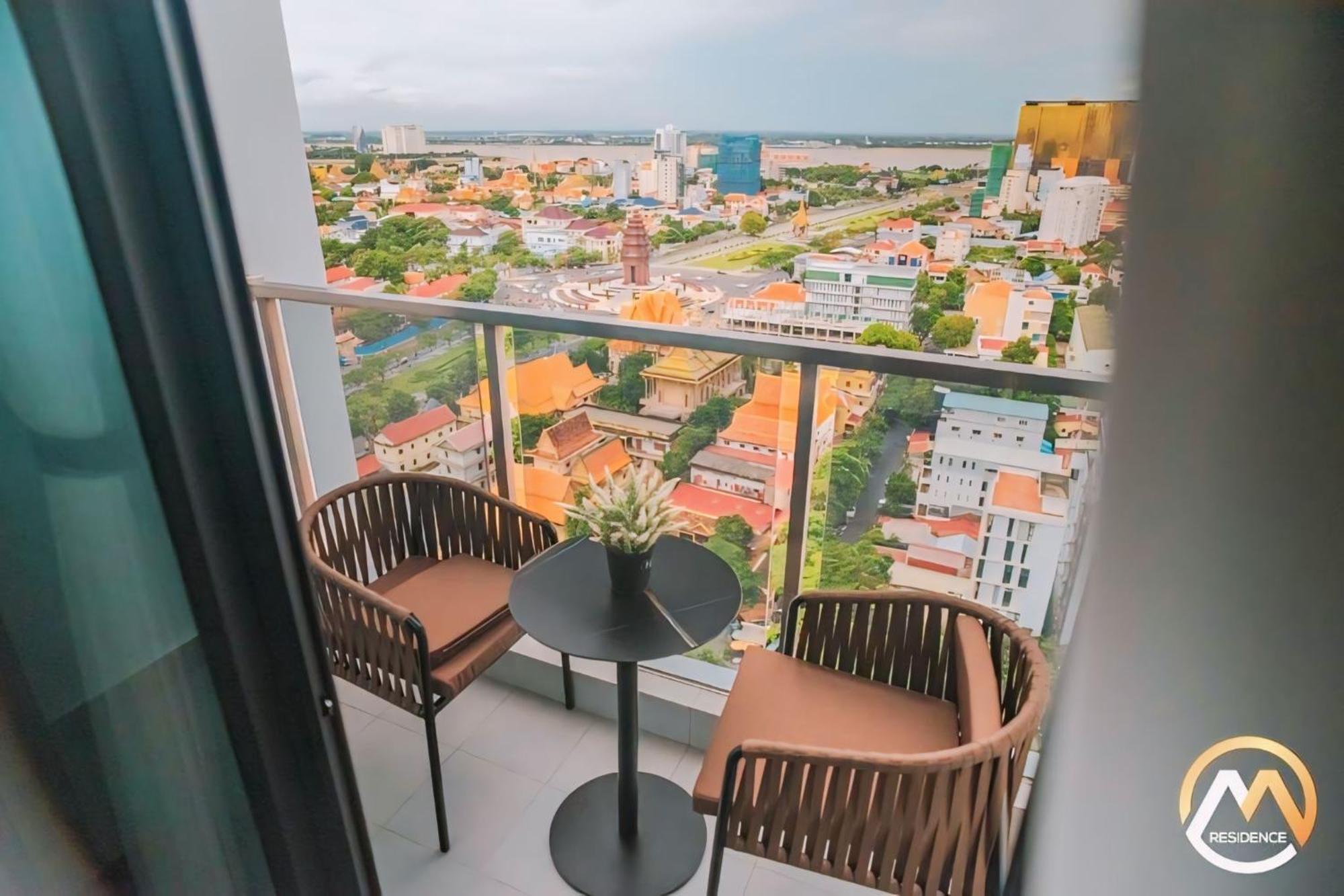 Hotel Serviced Condo Unique Infinity Pool With Mekong River View Phnom Penh Dış mekan fotoğraf